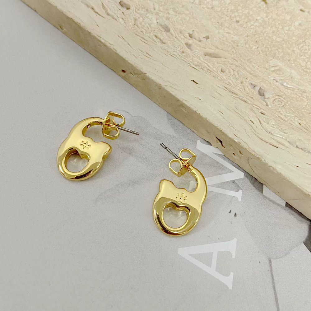 Tory Burch Creative Pig Nose Shape Earrings